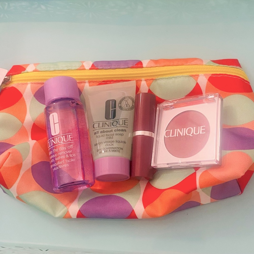 NEW Clinique Makeup Bag and Clinique Products